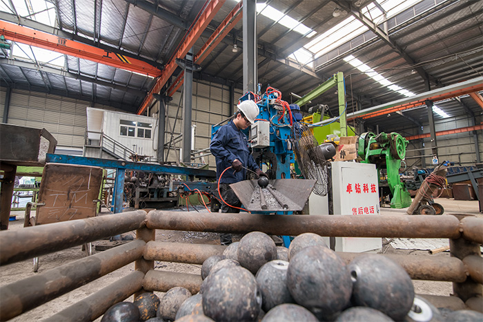 七台河网架配件-螺栓球加工车间